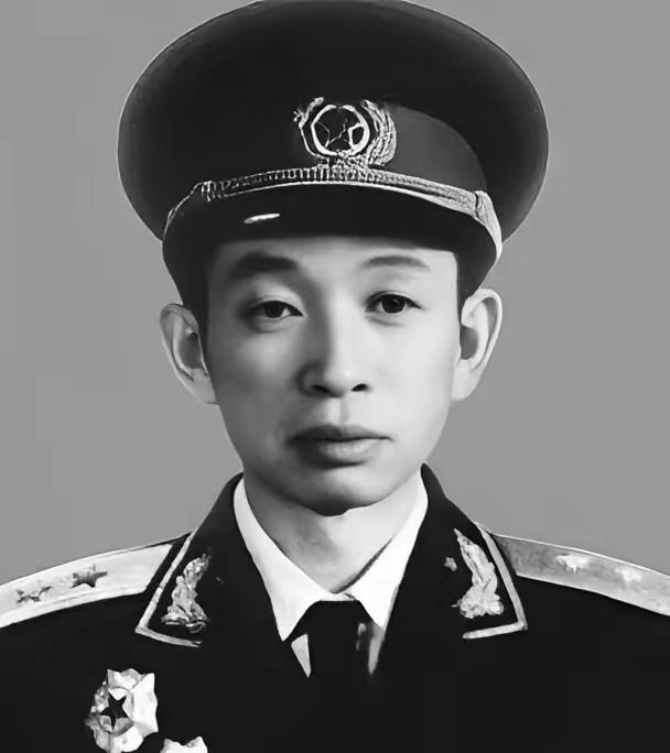 1958年王必成带头批判粟裕，会后贺龙感叹：王必成可深信、可深交
​​北京的冬夜