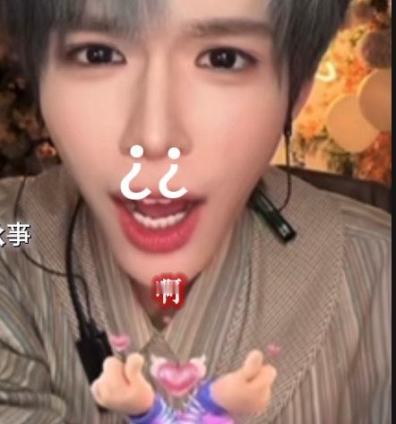 右边这个❓怎么反过来？？ ​​​