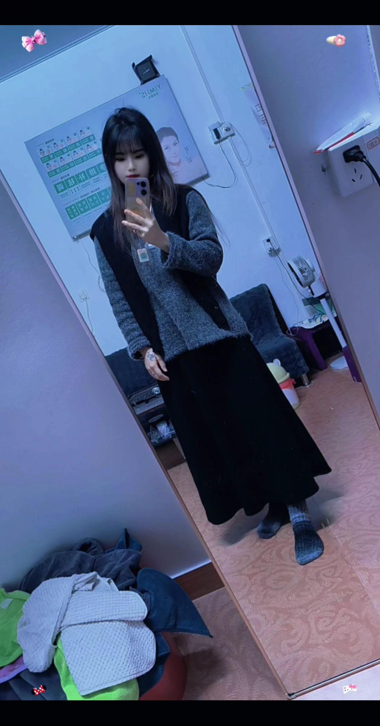 人生已过半，愿余生不慌不忙，从容前行，活成自己喜欢的模样。