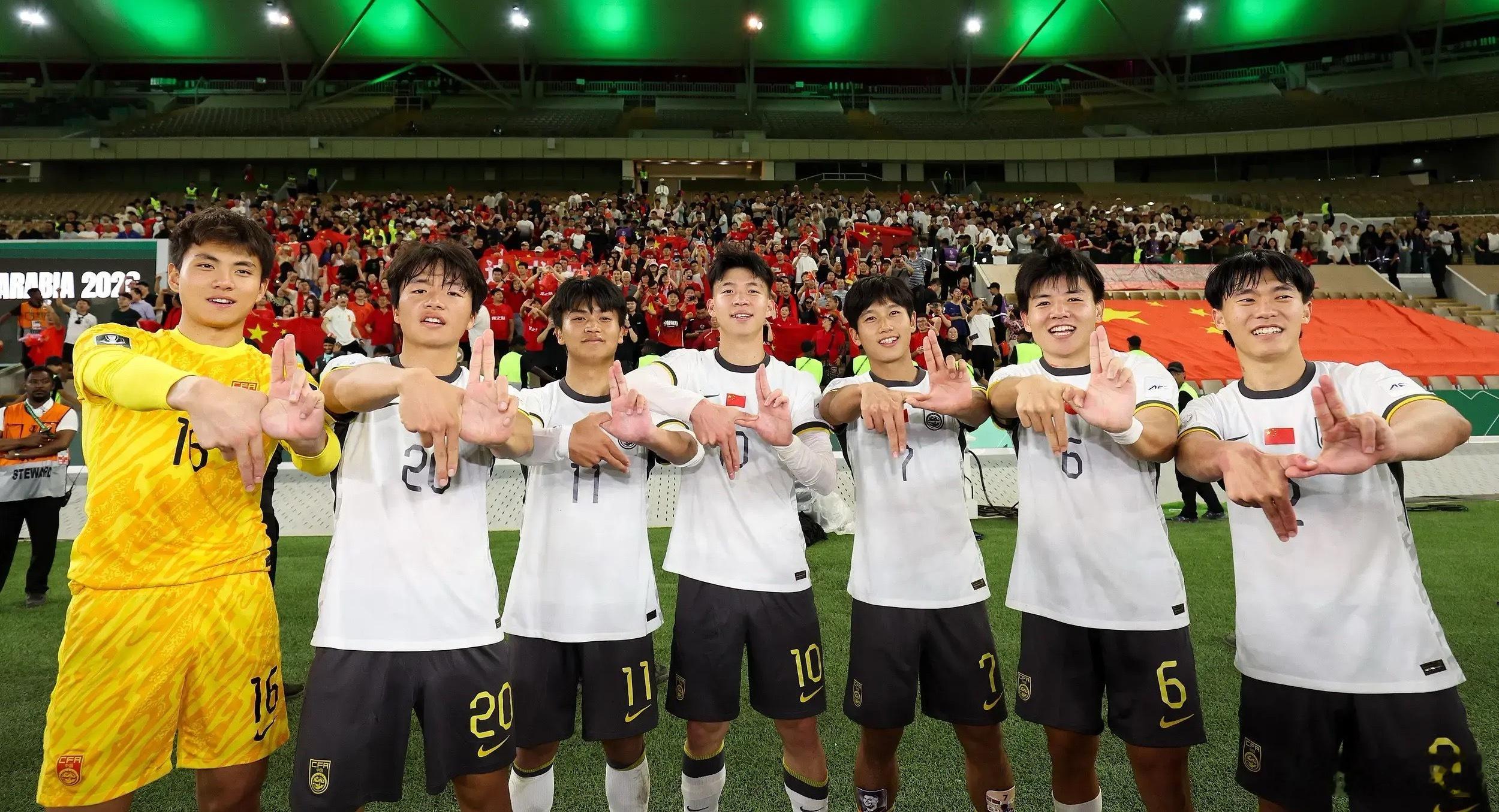 国足青训体系悄悄重建然后惊艳众人国足为U23国足加油一直致力于青训工作的副主席周