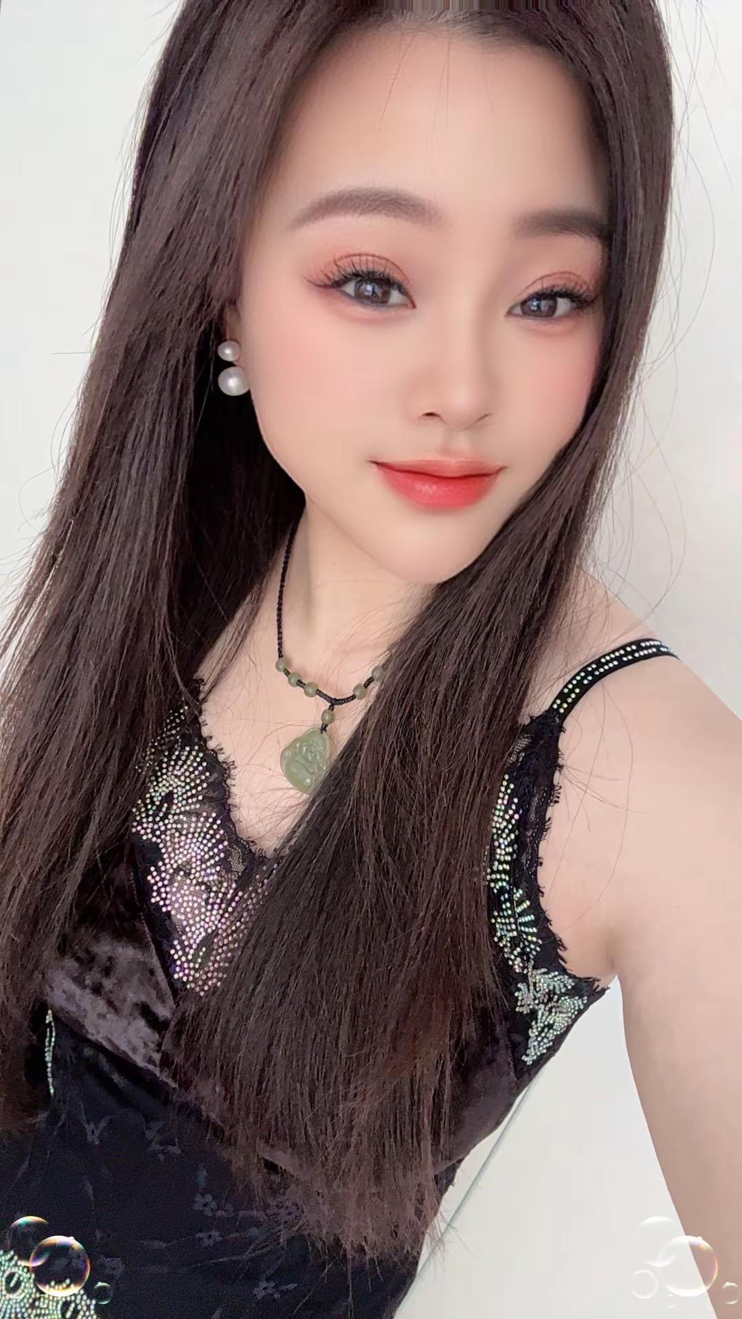 生活之苦，苦于执着，人生之难，难于放下。人心之烦，烦在计较，你在意什么，什么就会