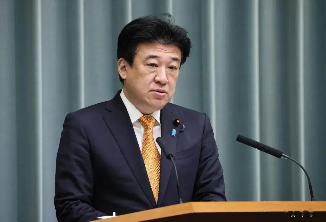 外媒报道，针对中方在美国国宴上直接点名日本军国主义，日本内阁秘书长木原稔今天（9