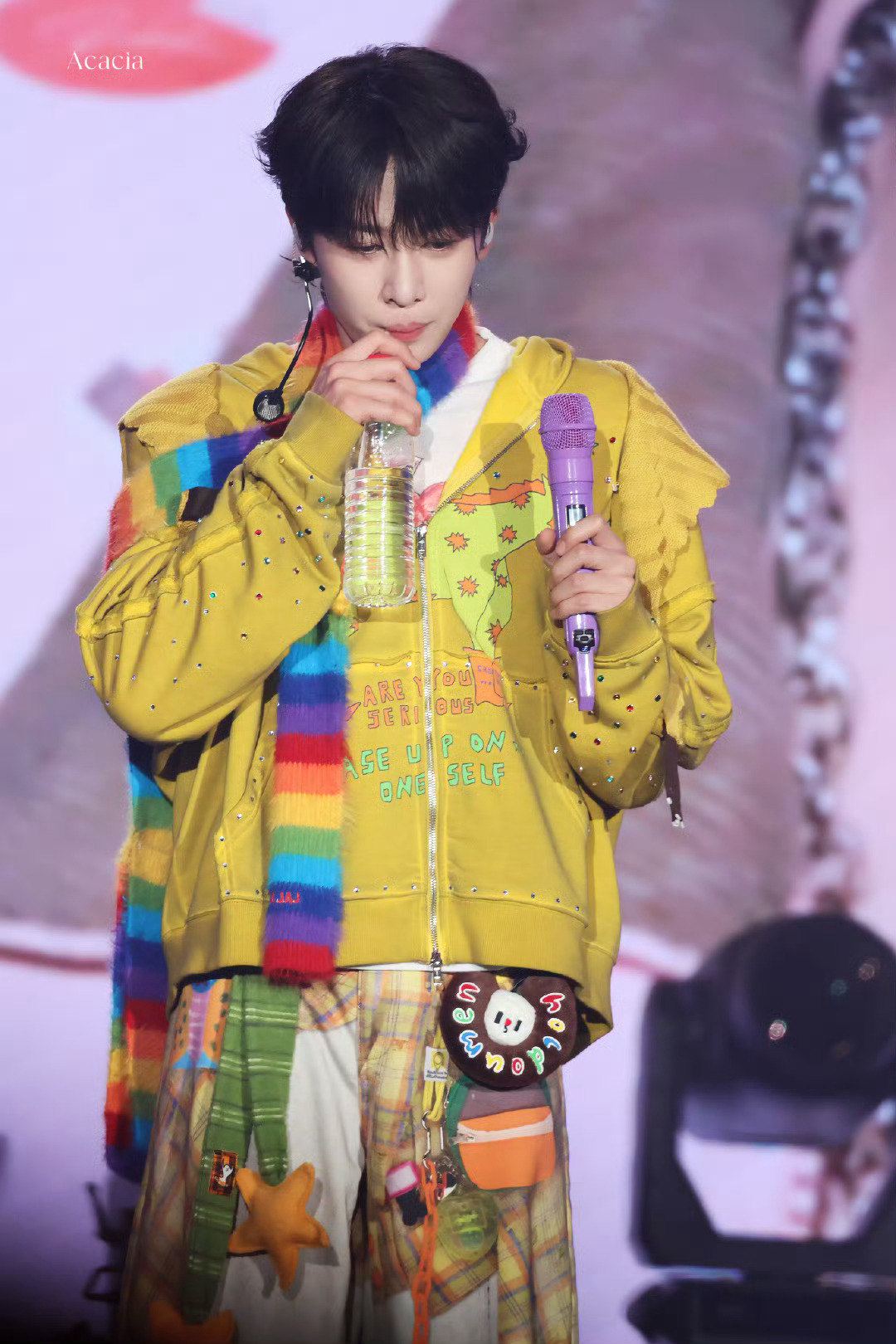 卓沅 💜 卓沅的沅气日常 喜见你眉秀似山，眼拥星霜