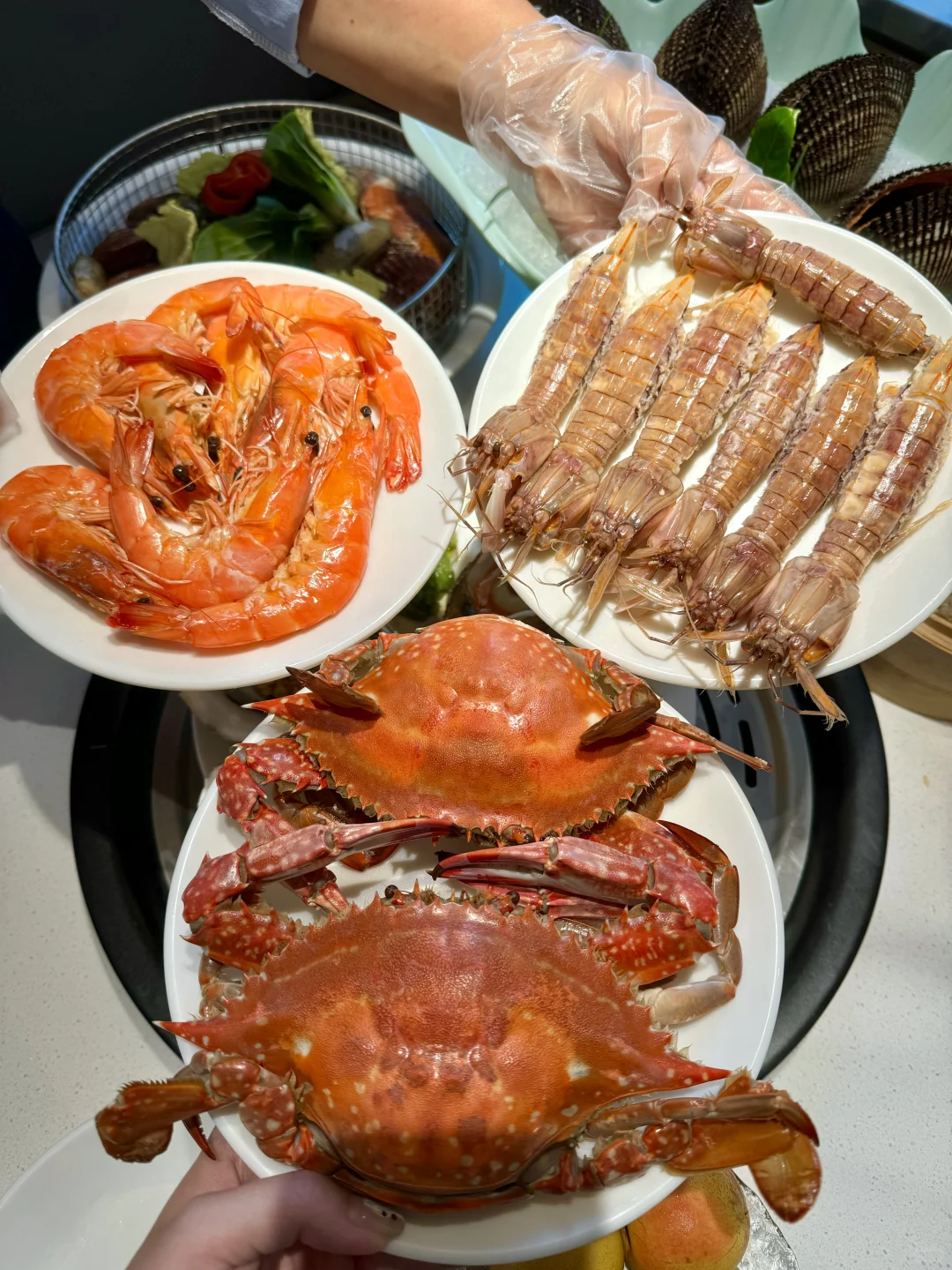 跟着大连本地人吃海鲜准没错👍鲜掉眉毛…