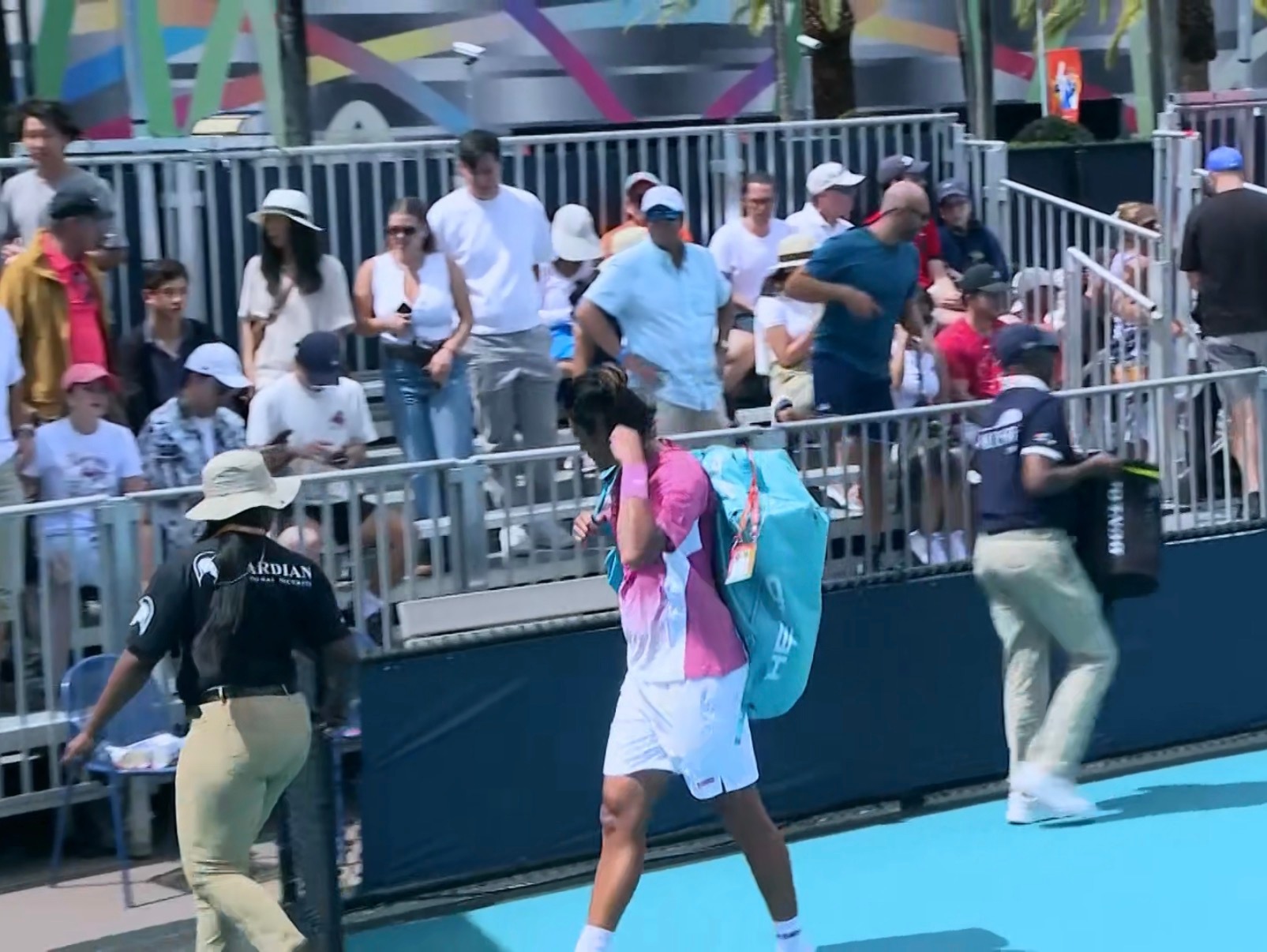 迈阿密1000赛 张之臻3-6/2-6不敌马纳里诺，止步首轮