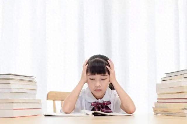 为什么现在越来越多的孩子厌学、抑郁？