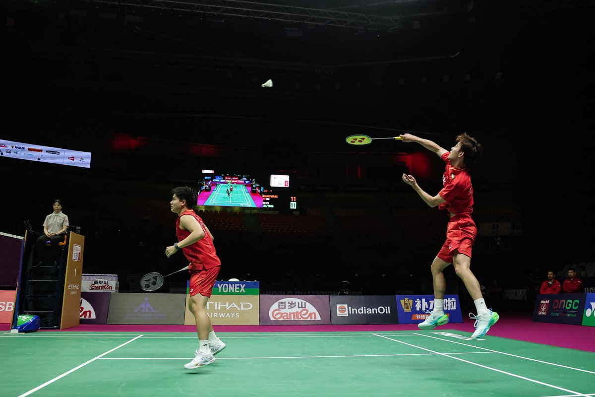 梁王首进世锦赛决赛 恭喜梁伟铿/王昶21-18、21-14击败李哲辉/杨博轩，首