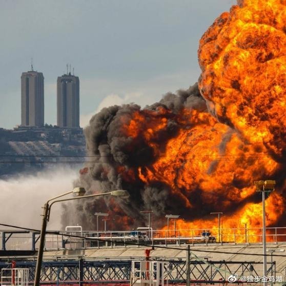 《五枚导弹，拦下四枚，就那漏网的一枚，不偏不倚，正中天灵盖。炸的不是别的地方，是