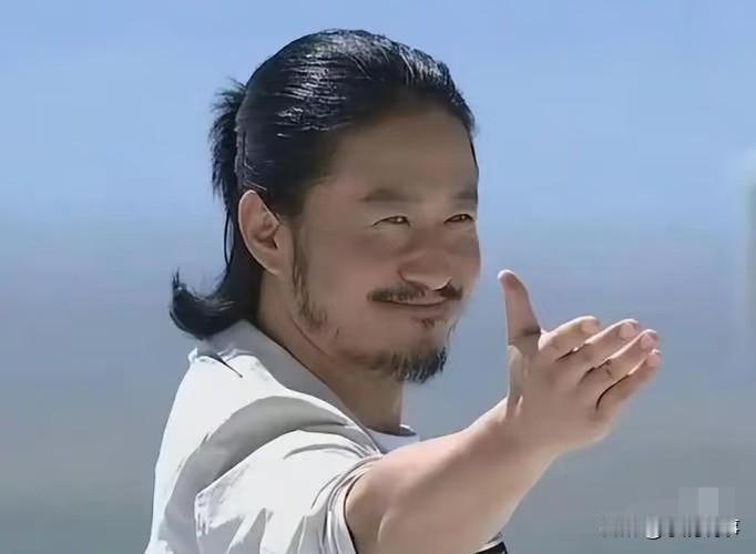 吴京身上有一个玄学，
准得可怕。不管是《流浪地球》
还是后来的作品，他总在没人看