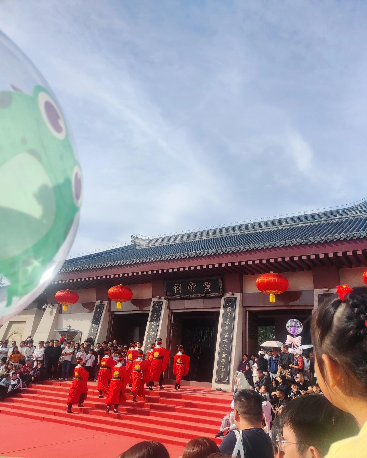 都说这个国庆中华郡景区火的一塌糊涂！[灵光一闪][灵光一闪][灵光一闪]
可背后