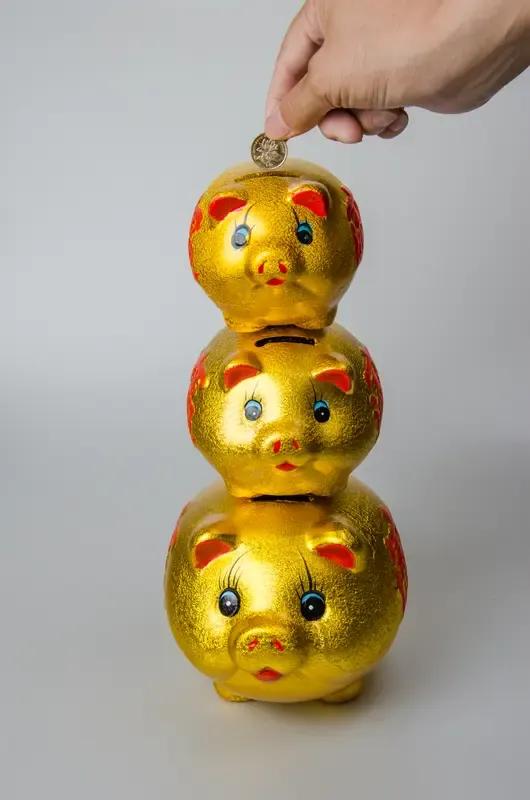 为什么一定要早点存钱，
我今年36岁，前2年开始存钱，不管多少，每月都会存一点。