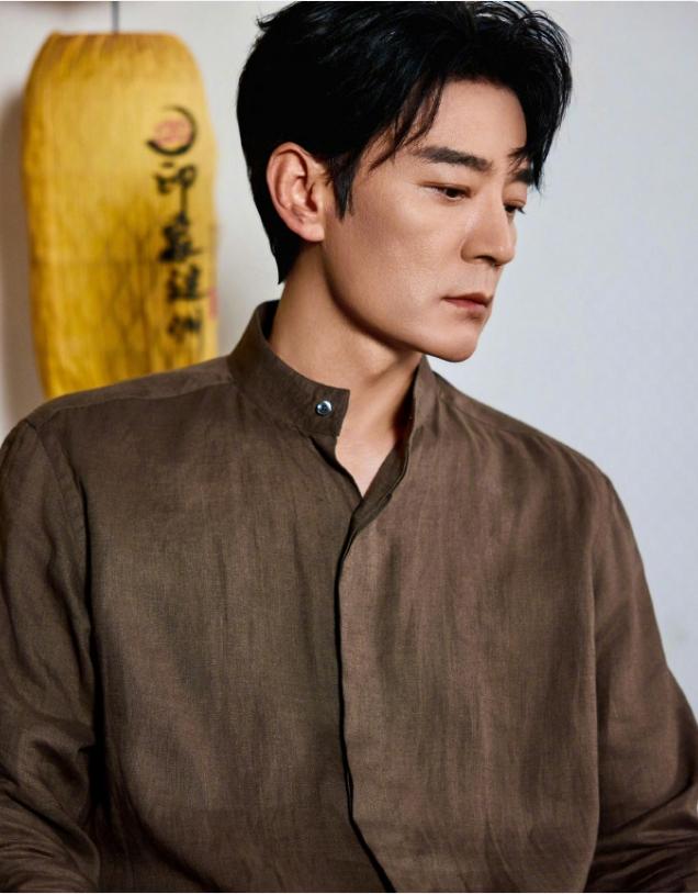 杨幂的《我爱的那些人》
里面三个前夫饰演者，李光洁 陈明昊 陈昊森，李光洁还挺忙