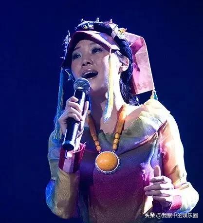 云朵这类歌手可遇而不可求

不少网友发评:和刀郎合作的女歌手不少，无论是玉萨、黄