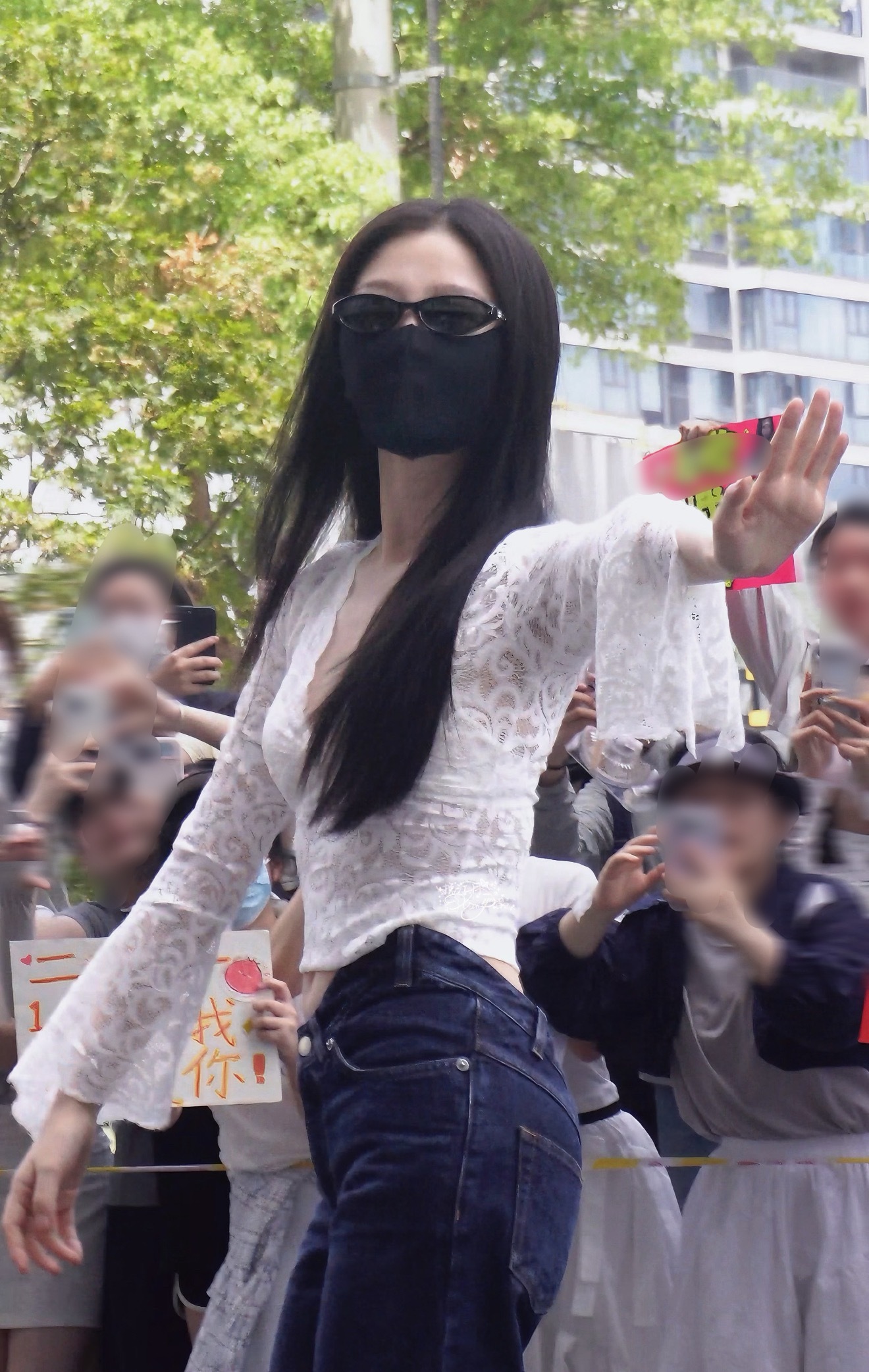 omg，窝鱼每天都从哪搜罗的漂亮衣服…