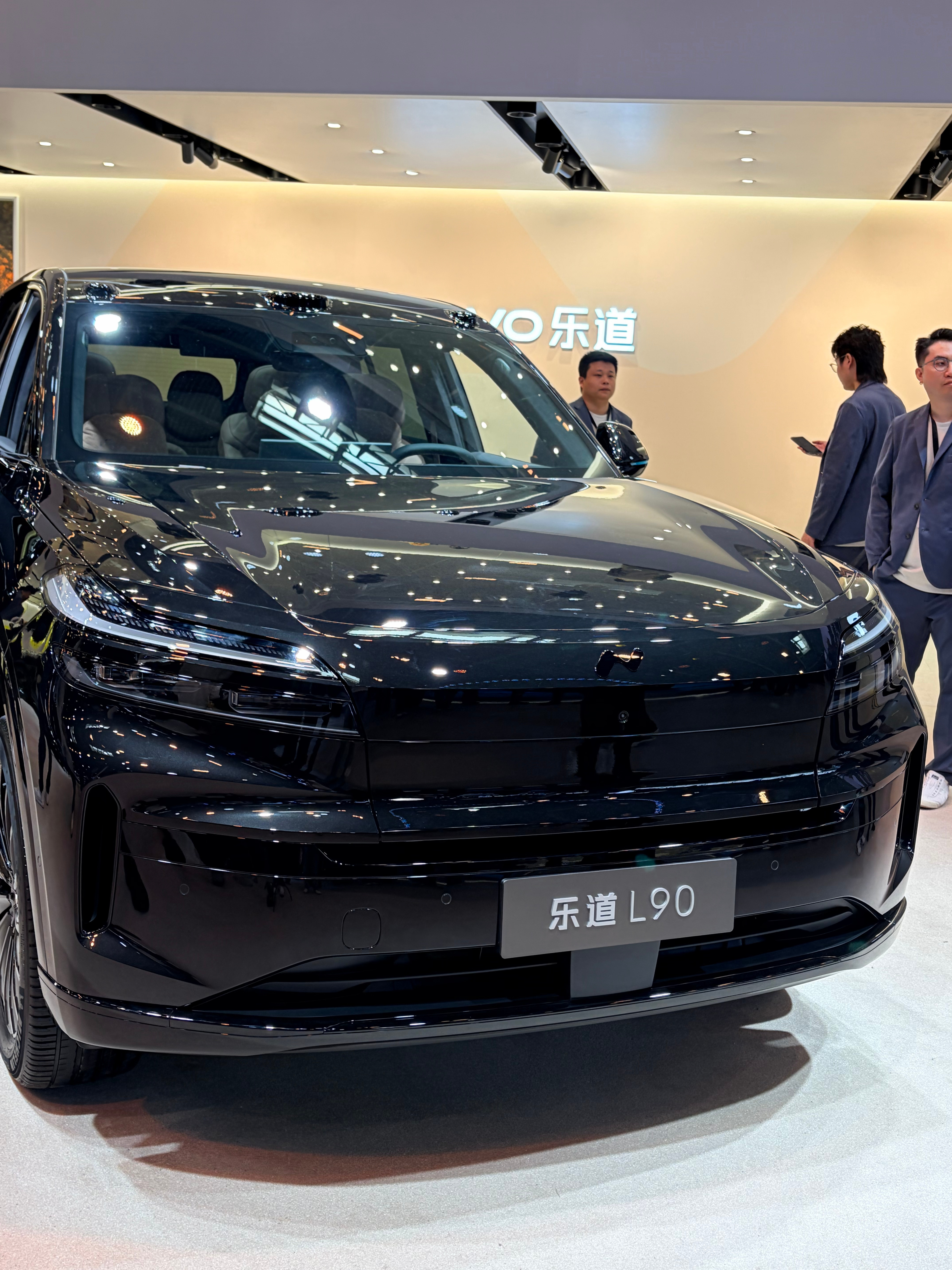 北京车展逛了一圈 其实挺失落的…展出的新车很多 但坚持原创的太少～太多走捷径的各