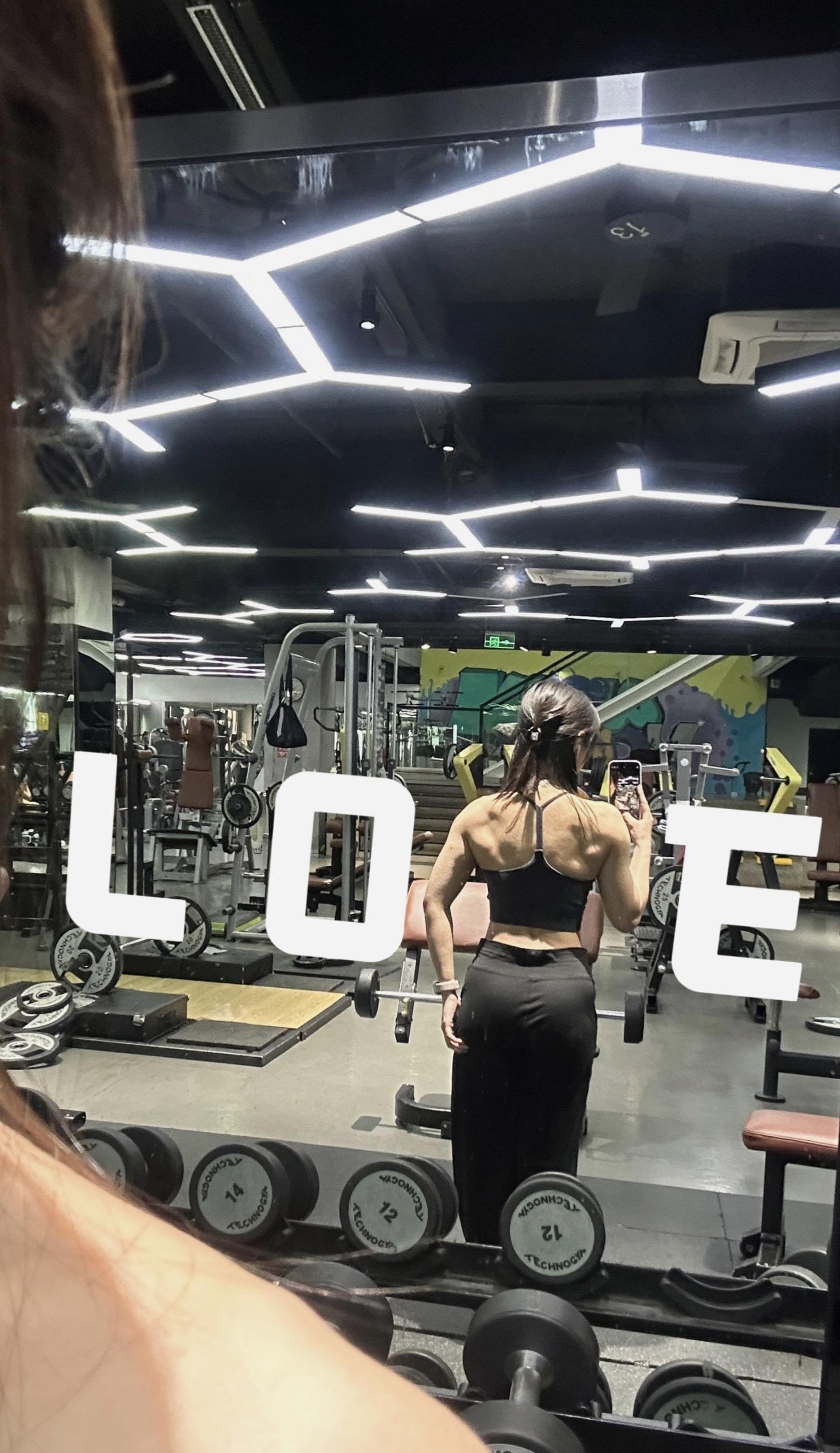 “没事， 我们健身人有自己的love” ʷʰᵉʳᵉ          ...