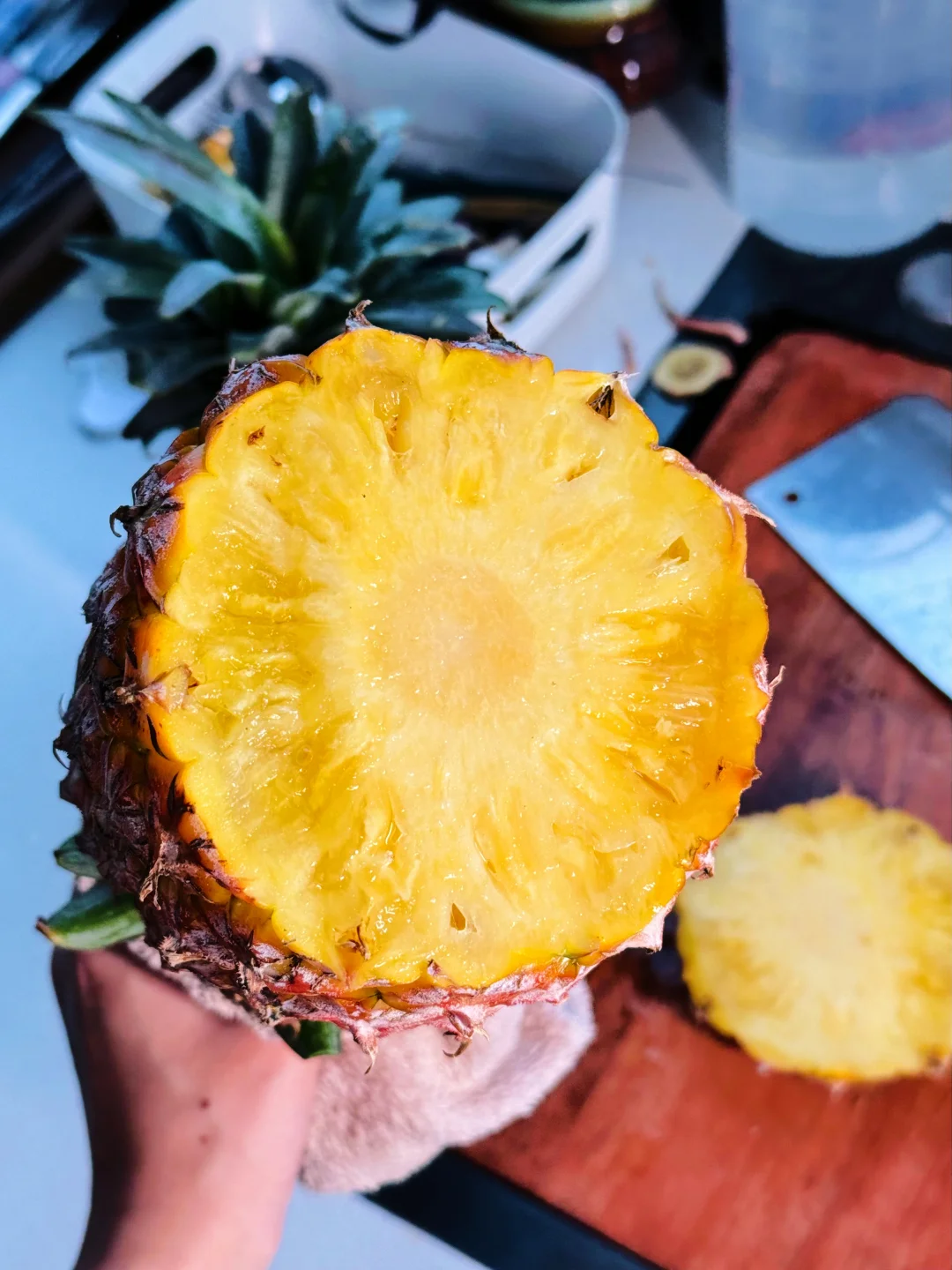 凤梨熟了，只收快递包装费，亏米试吃！