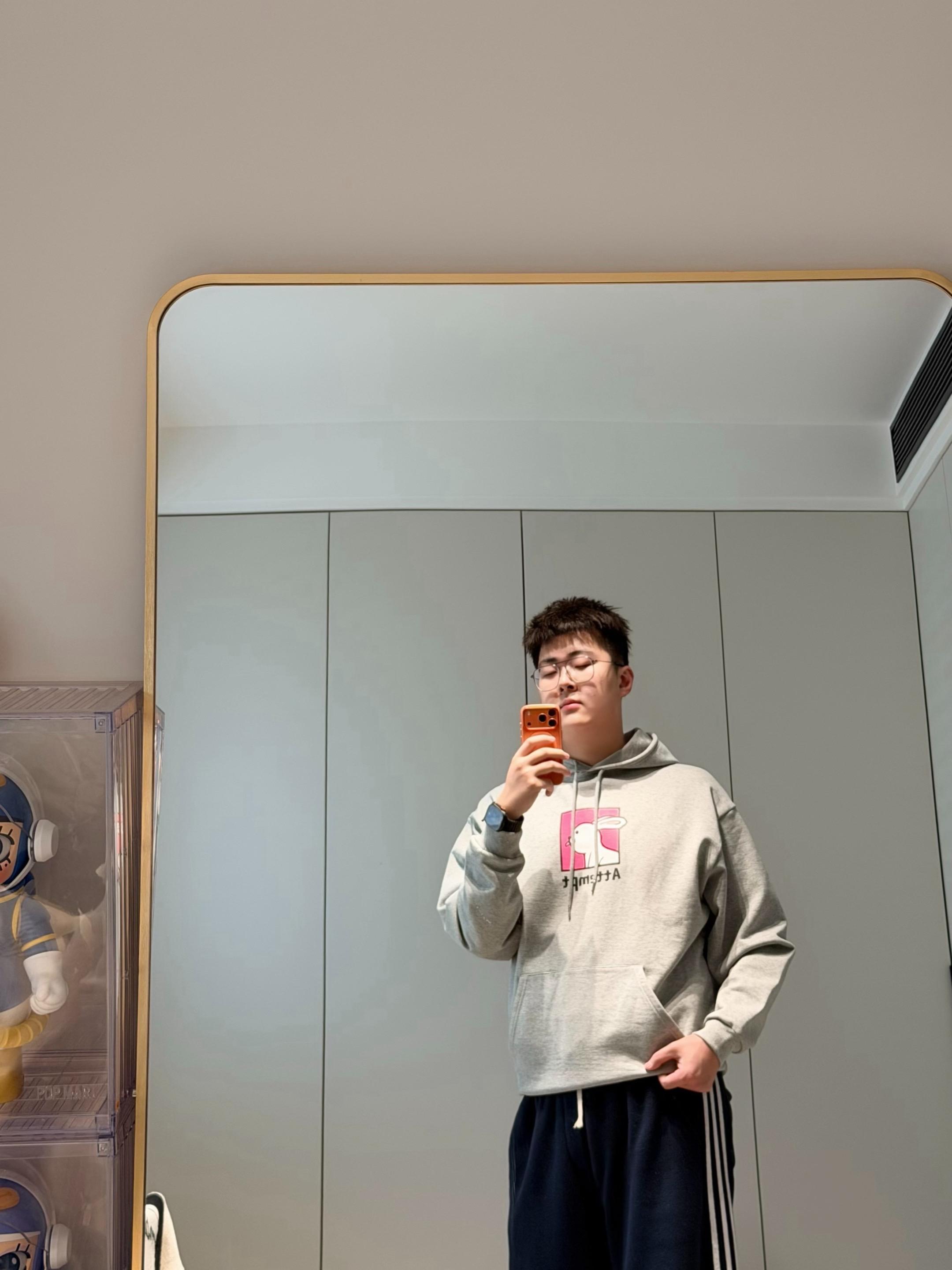 嘻嘻，不嘻嘻。