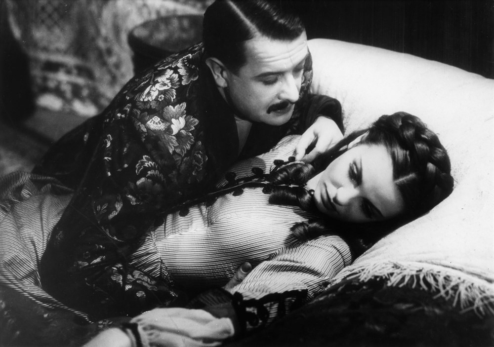 自译中文字幕私藏冷门佳片驿站长 Der Postmeister (1940)导演