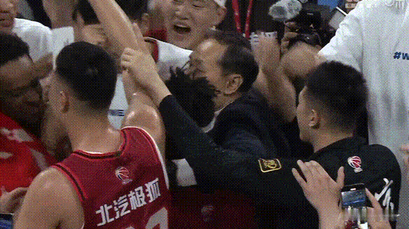 北京3：0横扫山西，时隔10年再次杀进总决赛，许利民太牛了，刚接手北京首钢第一赛