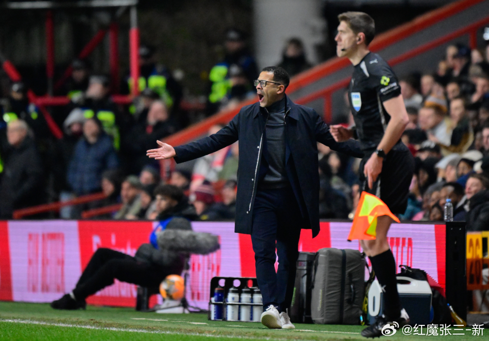 TA：切尔西定位球教练留任，罗塞尼尔无需在定位球耗费太多精力TA撰文谈到切尔西的