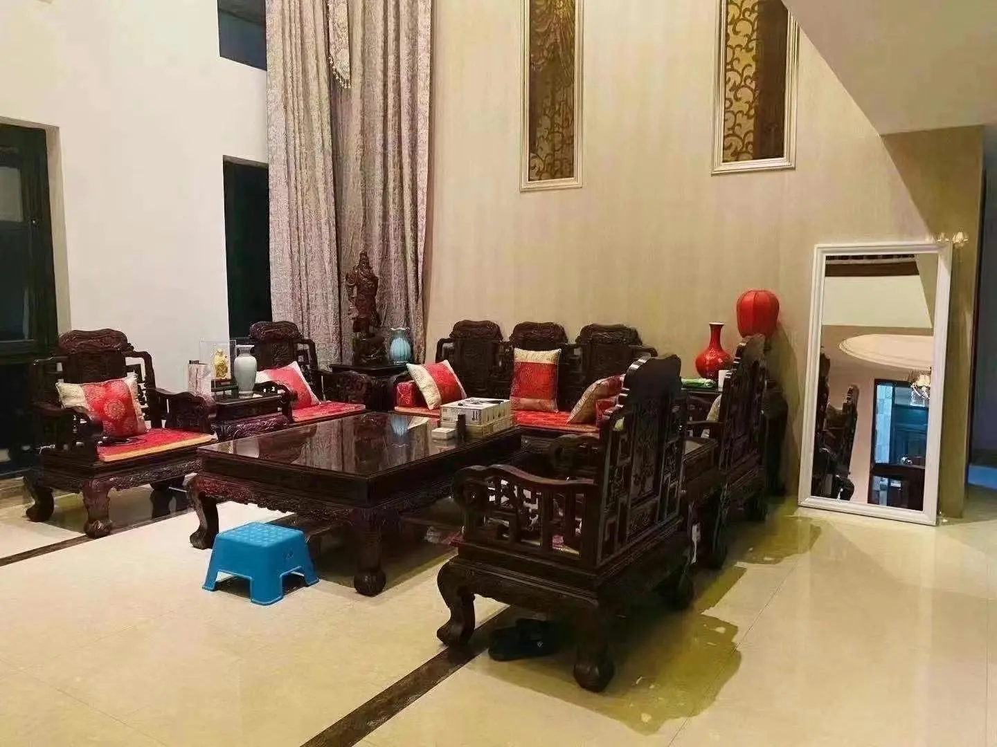 诚意郑州普罗旺世363平房，五卫六卧。欢迎联系，附近有贝斯特中小学，一...