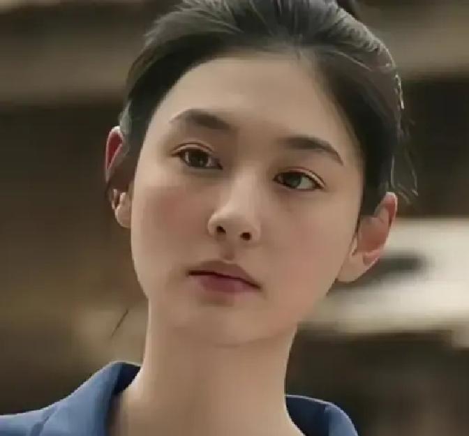 内娱圈各大导演现在的黑名单里估计又悄悄加上了一个名字

昨天还在直播间里飞扬跋扈