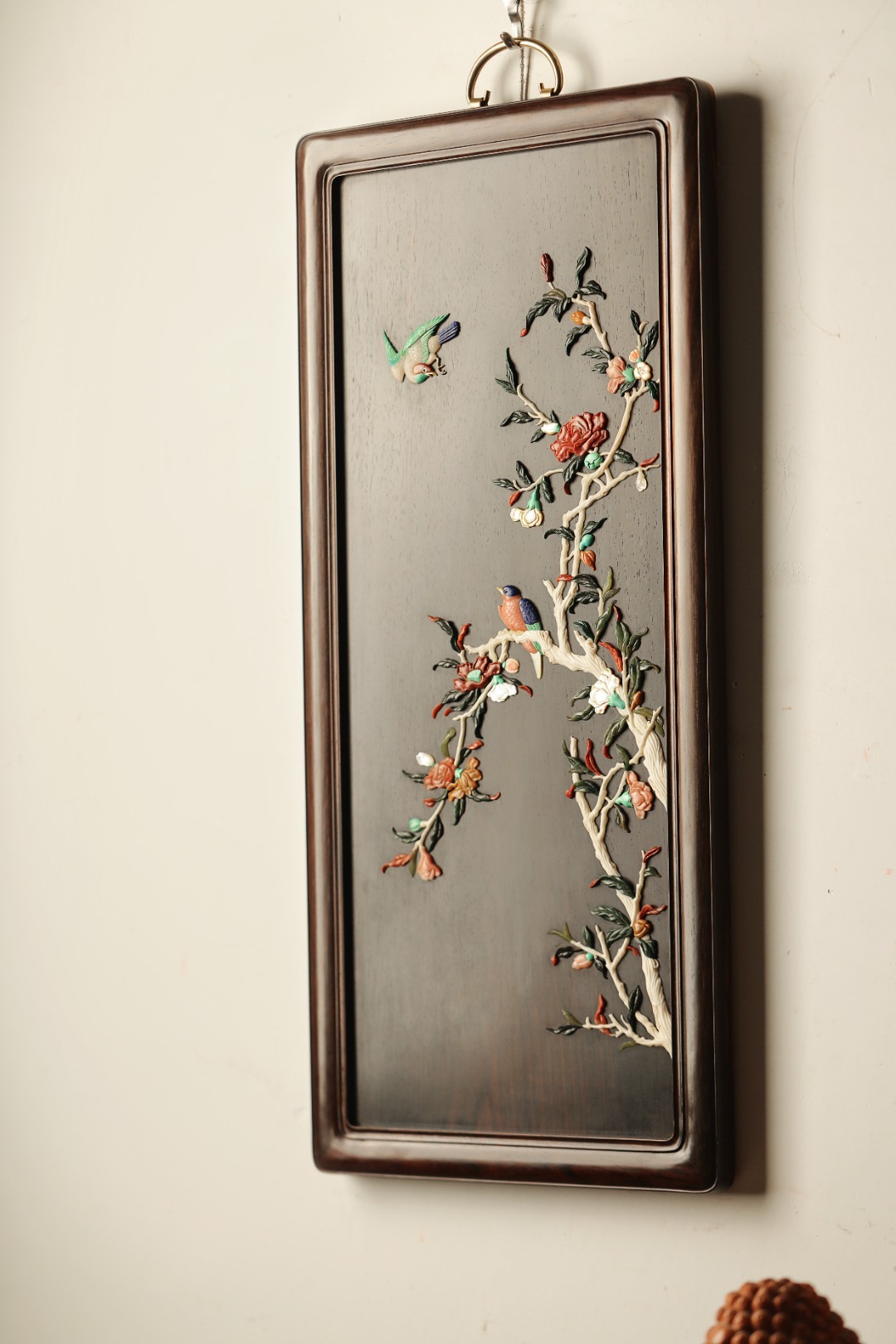 酸枝x百宝嵌 | 花开富贵 挂屏老挝大红酸枝独板老料制，百宝镶嵌，工艺精湛，色彩