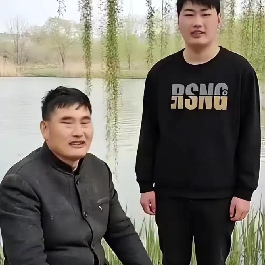 大家不要再羡慕朱单伟了，
我们永远不可能成为他，
仅仅一个条件大多数人就无法做到