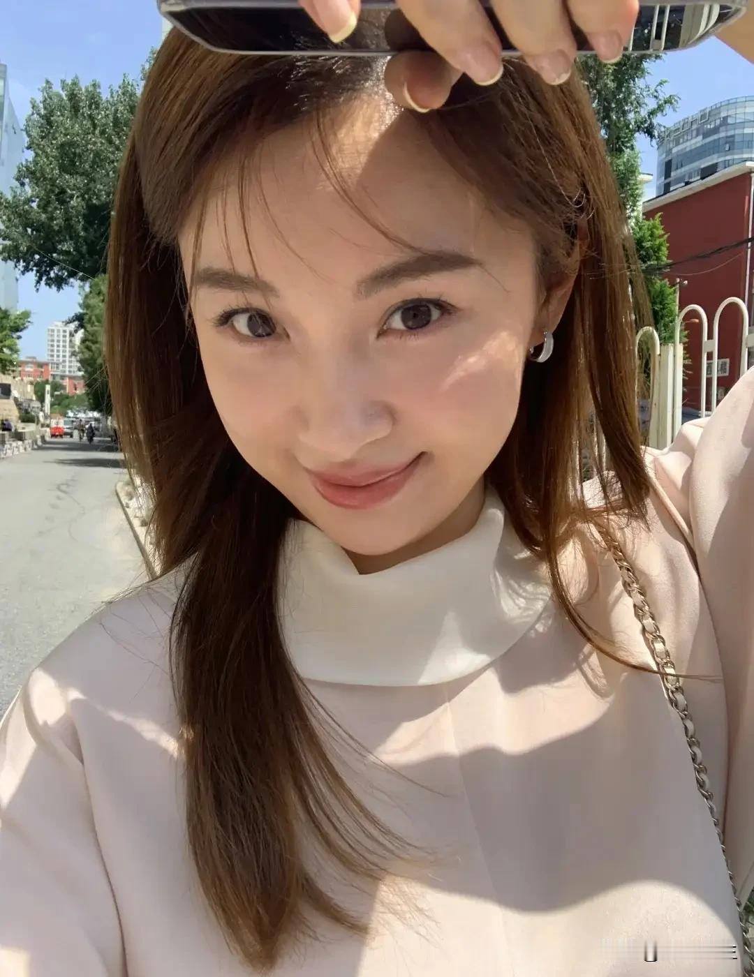 阳光正好，微风不燥