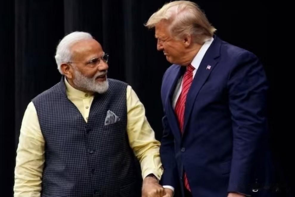 特朗普从年轻时就带着狂妄自大与无比自恋的底色，如今临近政治生涯尾声，世界观与价值