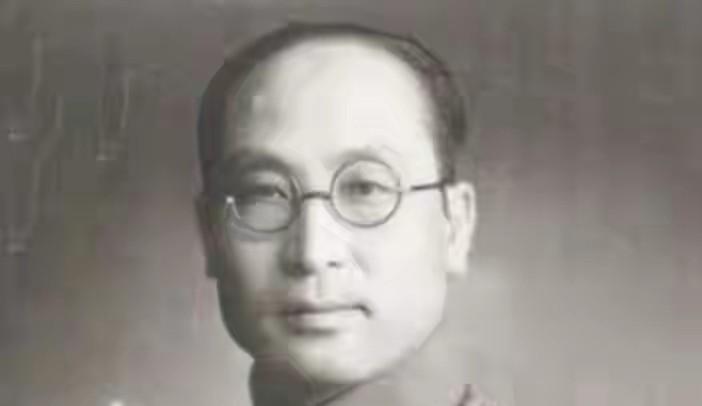 请你摘出民国最牛隐形特工！深得蒋宋信任，戴笠查不动，李克农也无权指挥他 这个人就