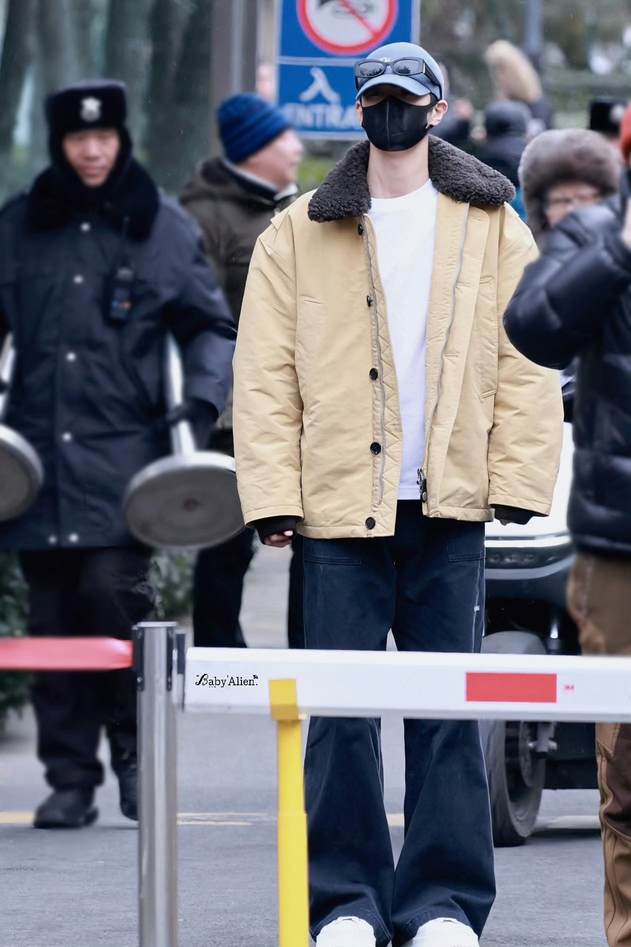 现身春晚联排的明星今日份现身春晚联排的明星🈶：阿如那、白鹿 、宋威龙 、 毕雯