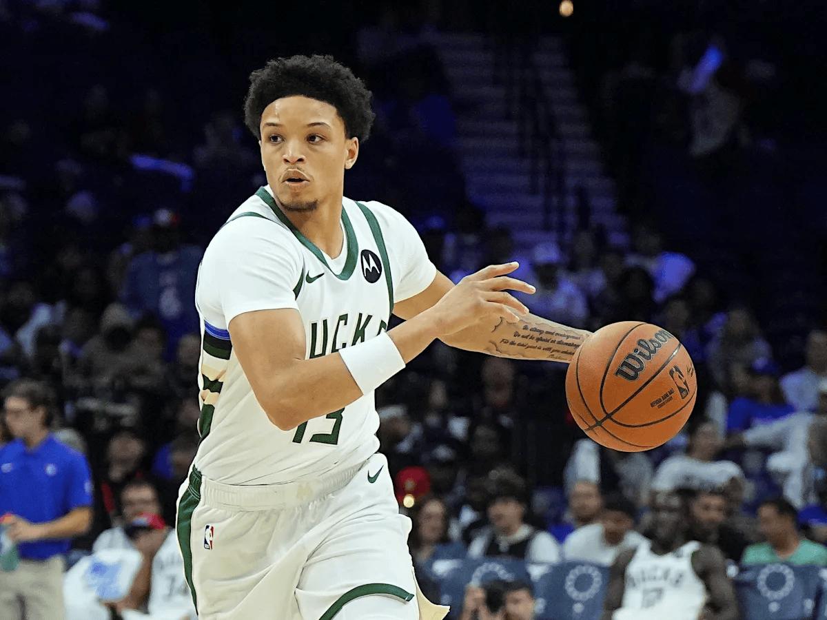 场均18分5助攻，又一名二轮秀完成逆袭！

雄鹿球员罗林斯在新赛季场均可以贡献1