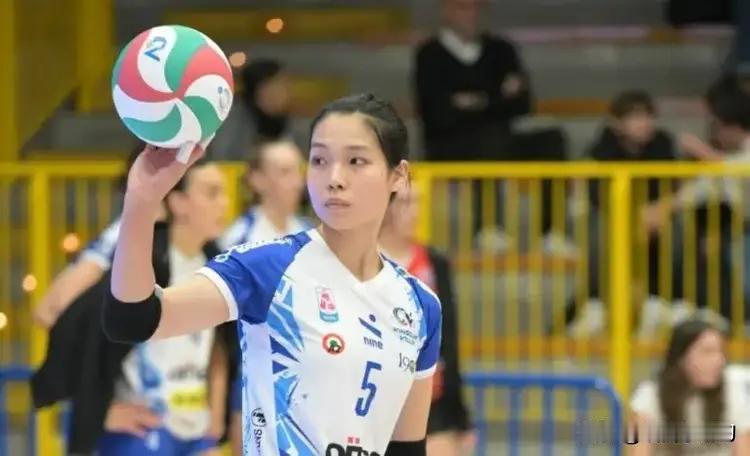 庄宇珊的圣诞大战：庄宇珊 12 分，圣乔瓦尼主场不敌瓦莱福利亚 结束了 2025