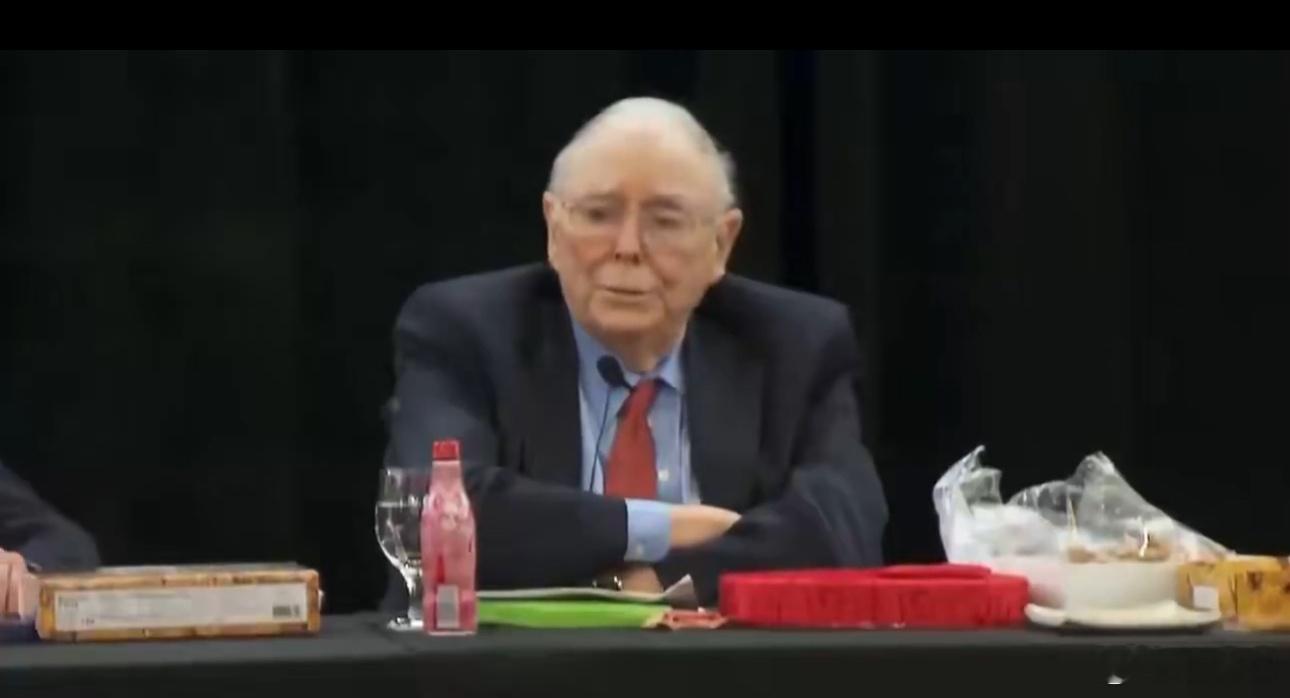 ‼️ 芒格自己多次说，“投资阿里巴巴是我犯过的最大错误之一 / 我最糟糕的一笔交