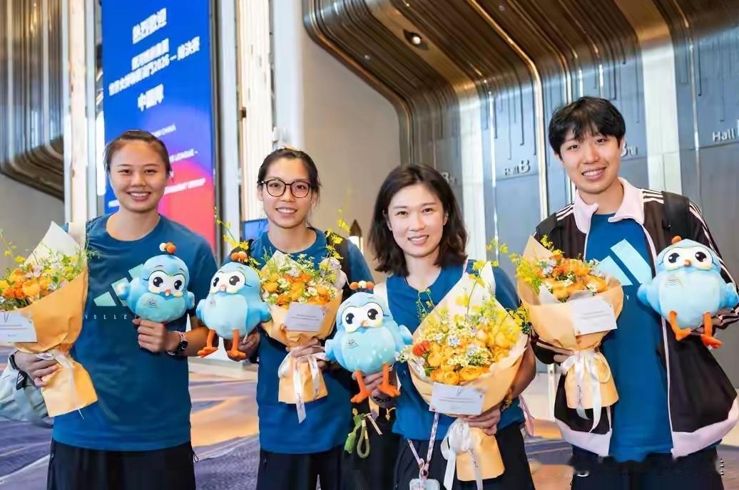 中国女排，世联赛总决赛16人名单出炉，赵勇教练3个举动...令人佩服

女排世联