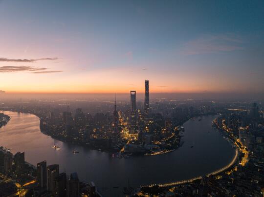 城市的天空🏙️