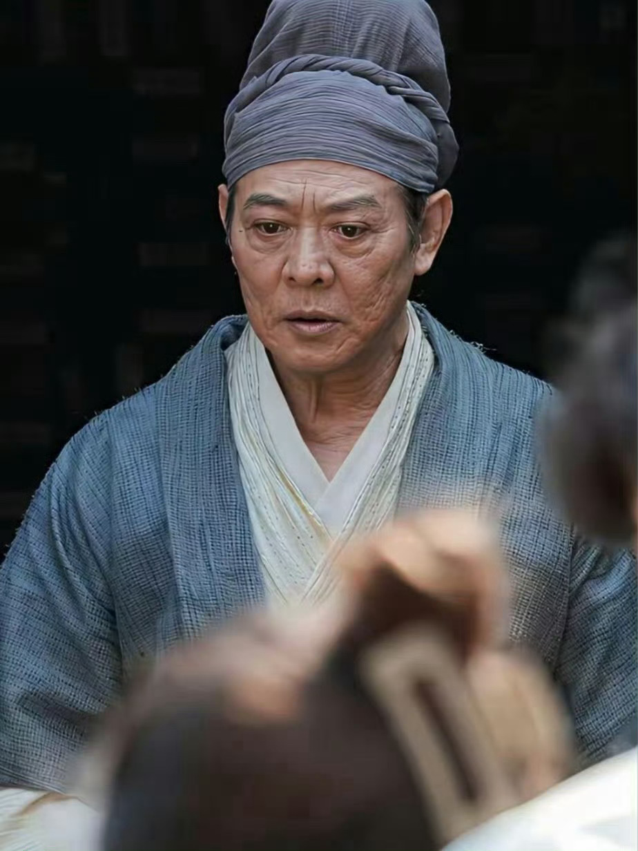 李连杰 短剧证明现在的大盘确实冷了，只能说不是头部演员真的很难很难，不说演员我们