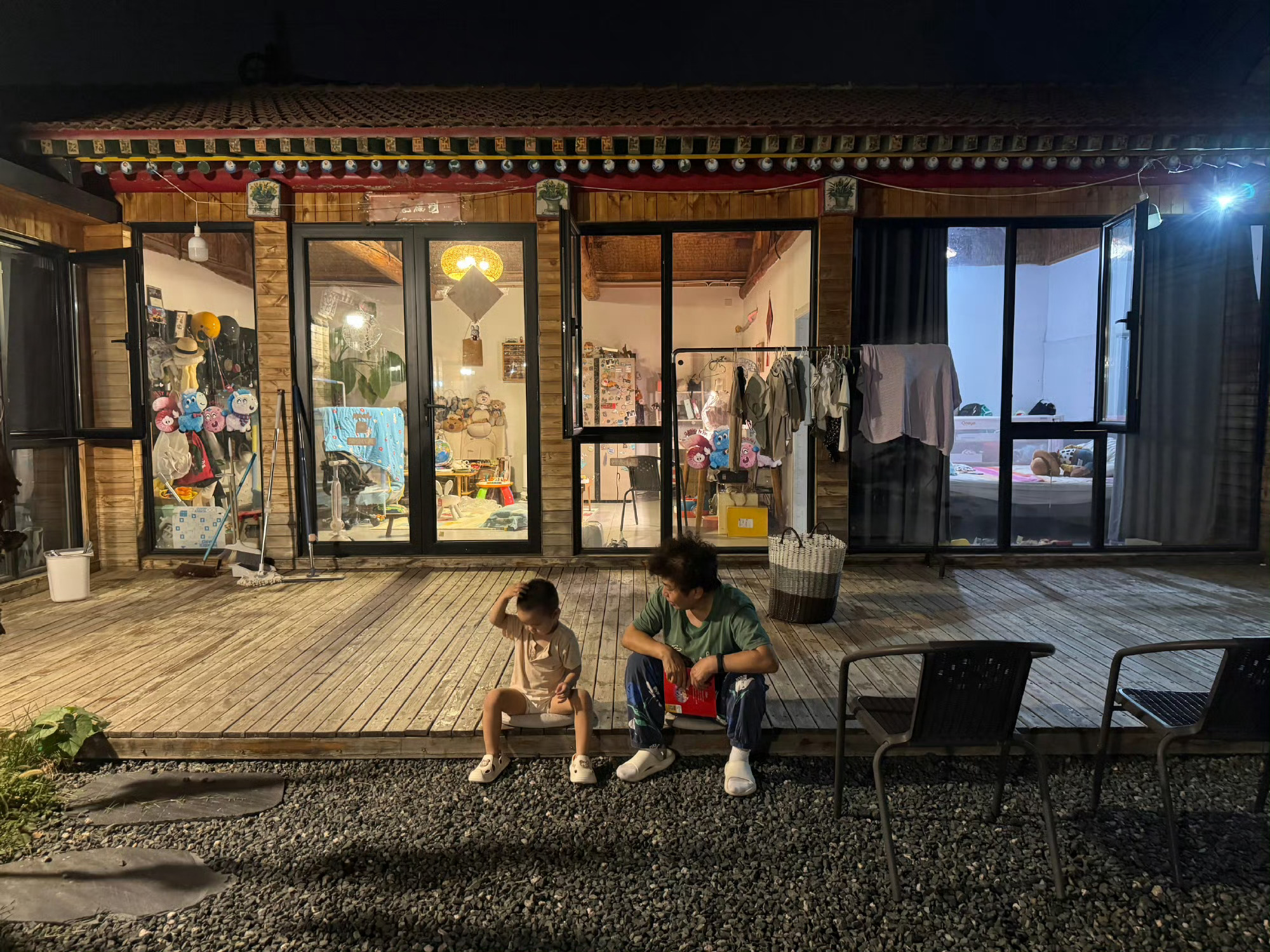 北漂小郭奔赴杭州 今天完成搬家的第一批装车我的露营装备…真的太多了，图里这些只是