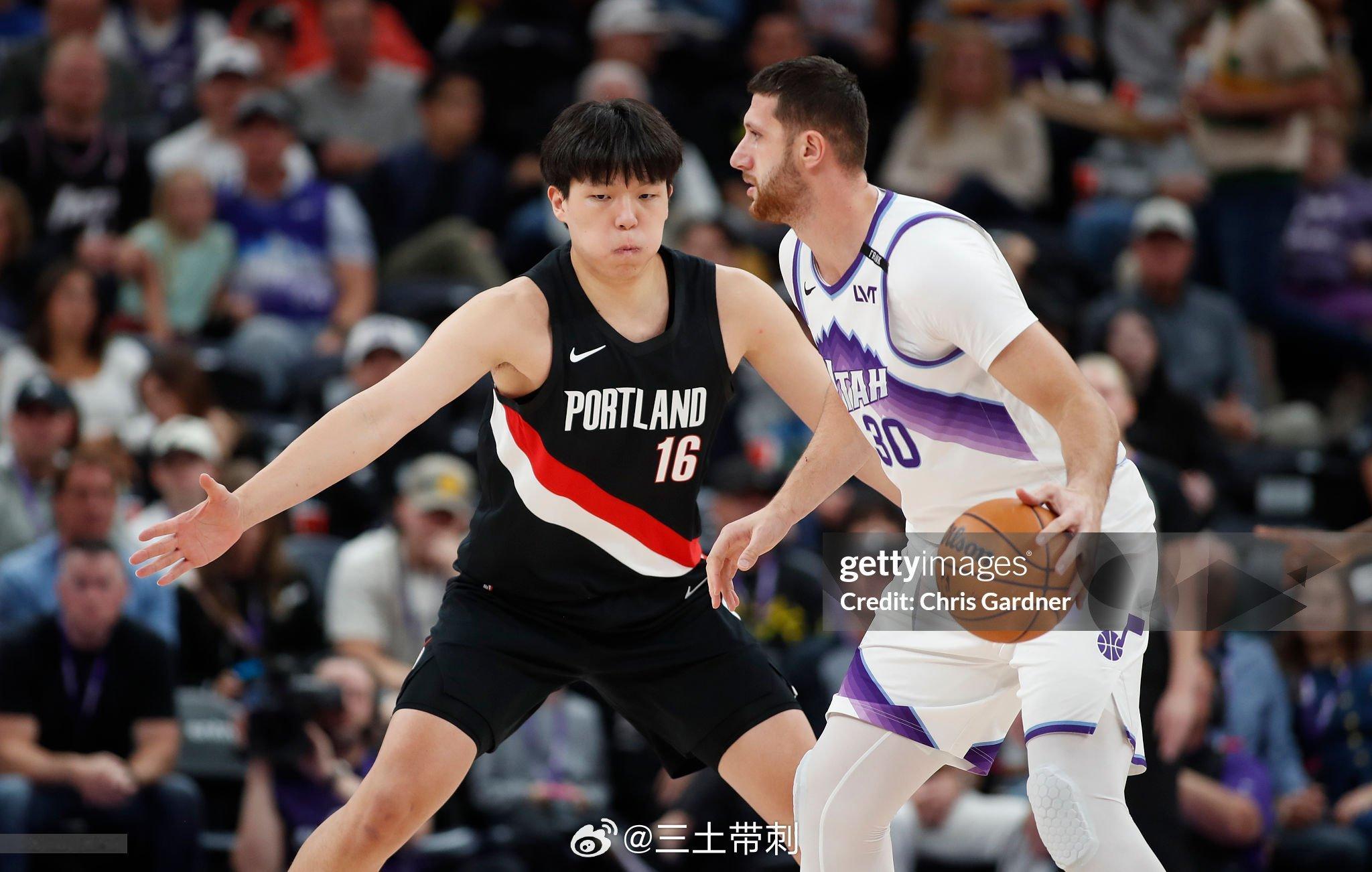 开拓者vs爵士登场就有得分，而且是运动战，都是好的。防守端的问题，就是这样的，就