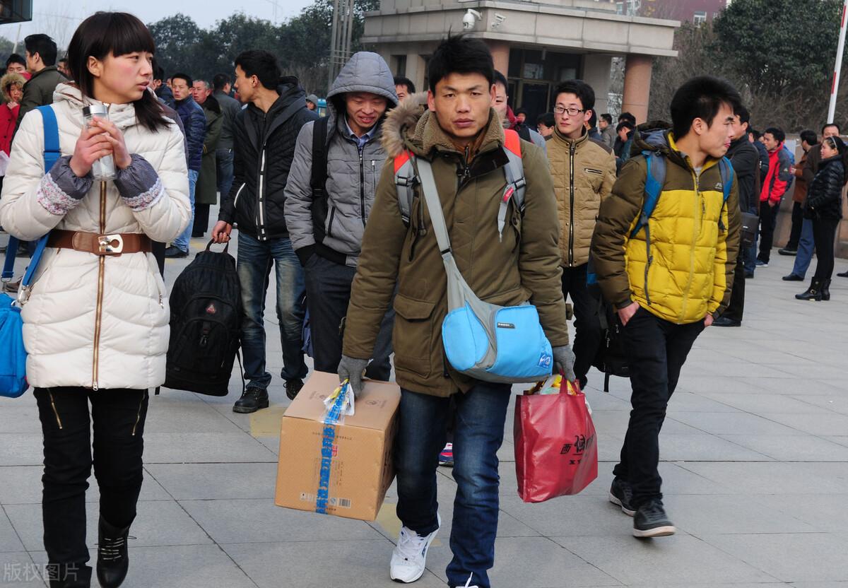 不出意外的话，未来十年，一场规模空前的人口大迁徙正在中国上演，将近一半的中国人会