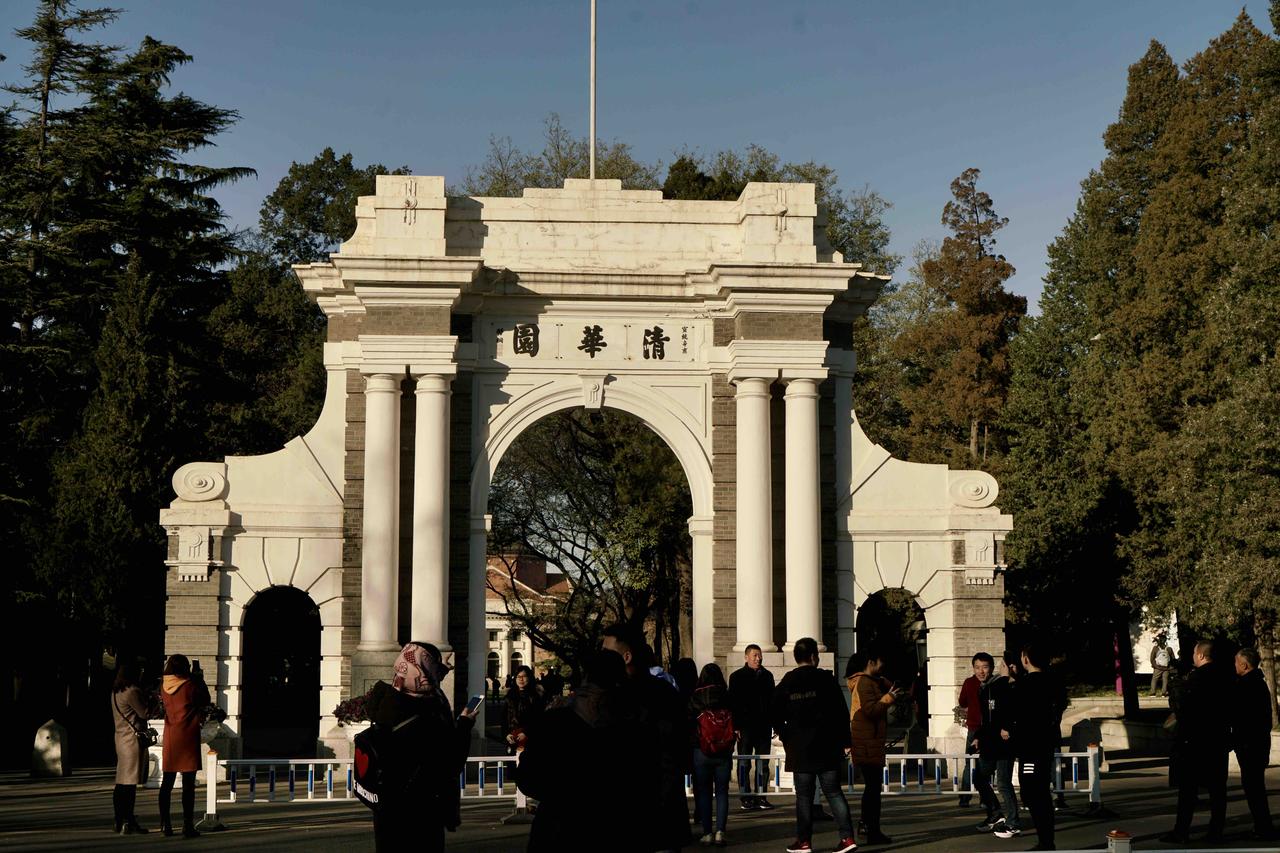 教育的目的是筛选。多数人用不上数学，却是主要的筛选工具。自身学习能力弱，很难晋升