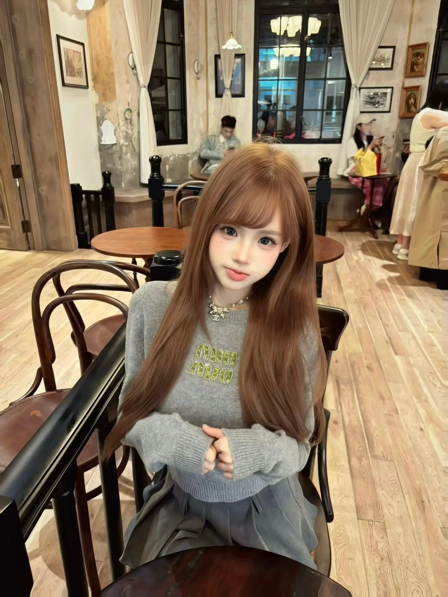 我再也不会生任何人的气了  根本不会有人来哄我