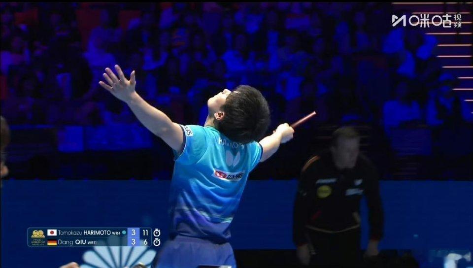 张本智和4比3邱党绝境逆转！七局鏖战太刺激🏓澳门世界杯男单1/8决赛，张本智和