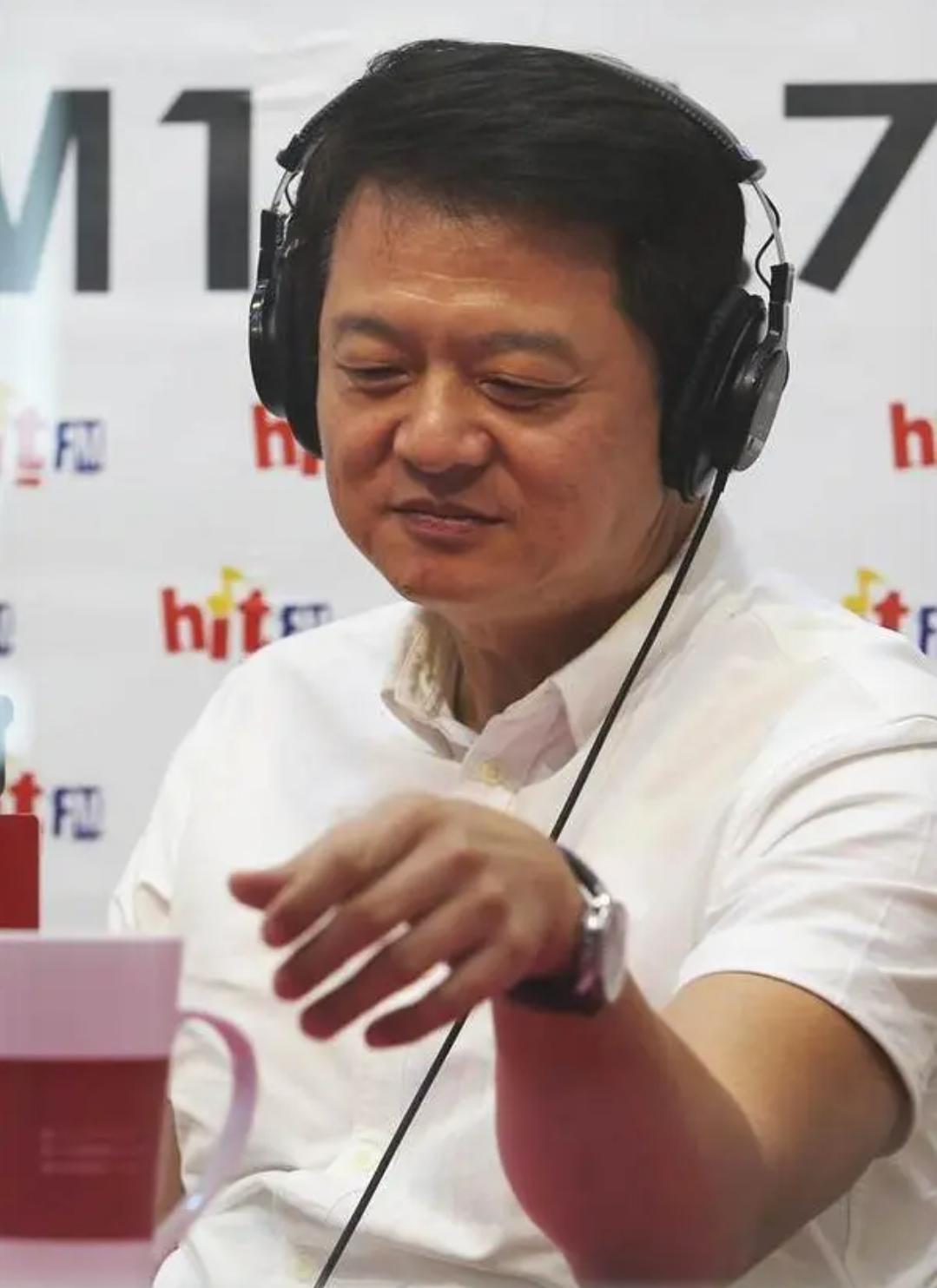 周锡玮时隔15年首次谈起，
当年被马英九和金小刀“一人一刀”，
当初为什么会听马