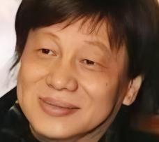 火云邪神印象太深了，一看脸就知道是谁，这几年熟悉的老戏骨是一个个的离去啊。