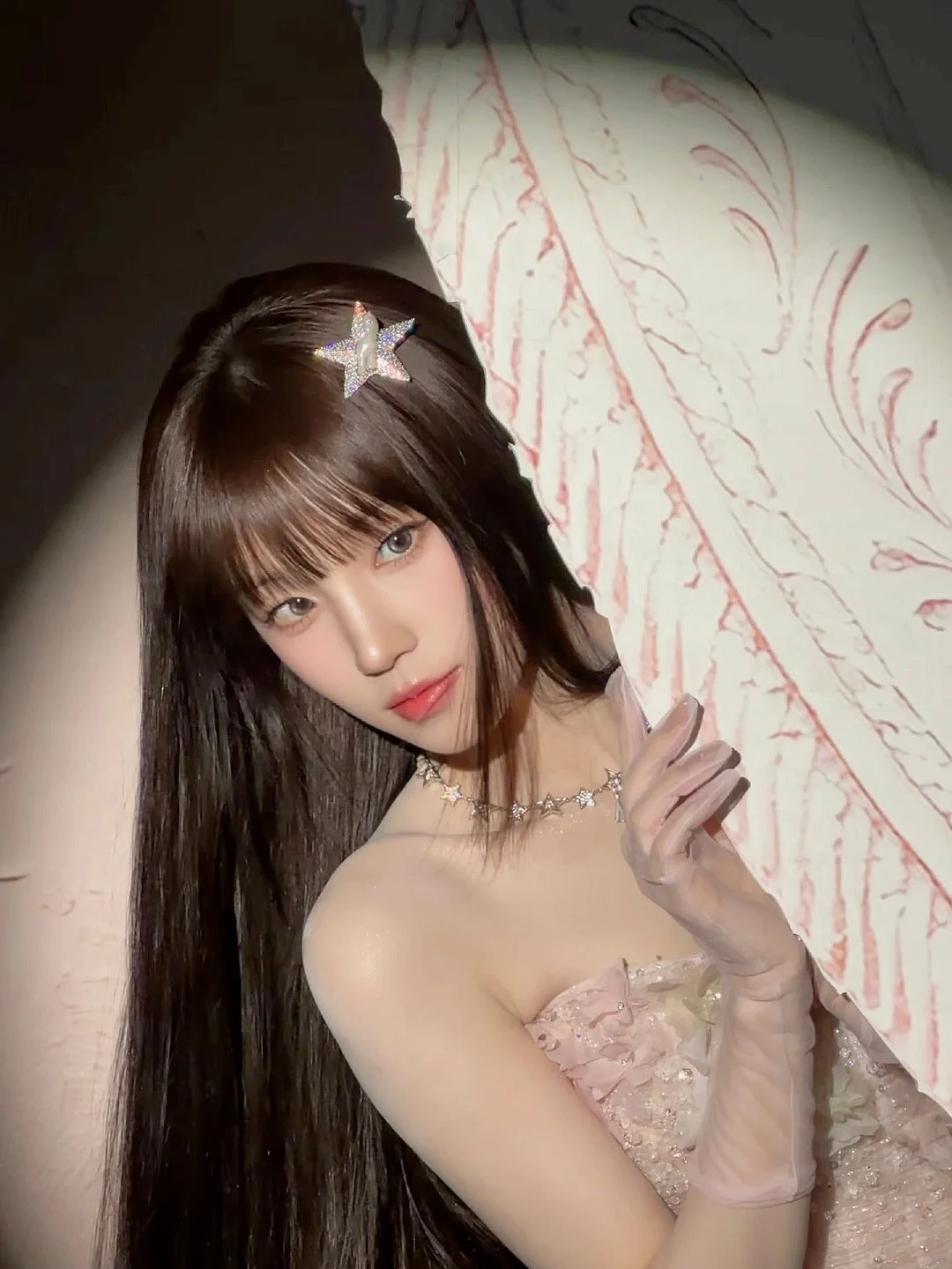 拍拍更新花絮 捕获戴星星发夹的歌星公主