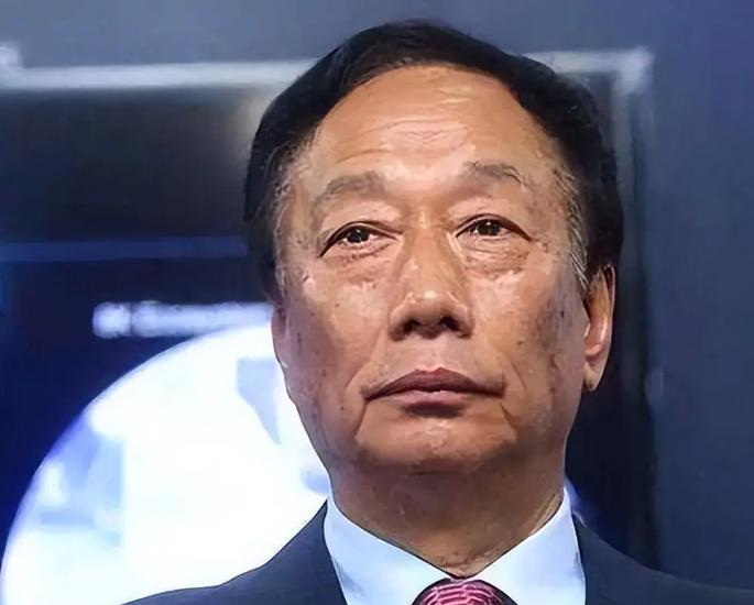 富士康竟崩得猝不及防，郭台铭怕是万万没料到，曾经大陆厂区彻夜通明的代工霸主如今却