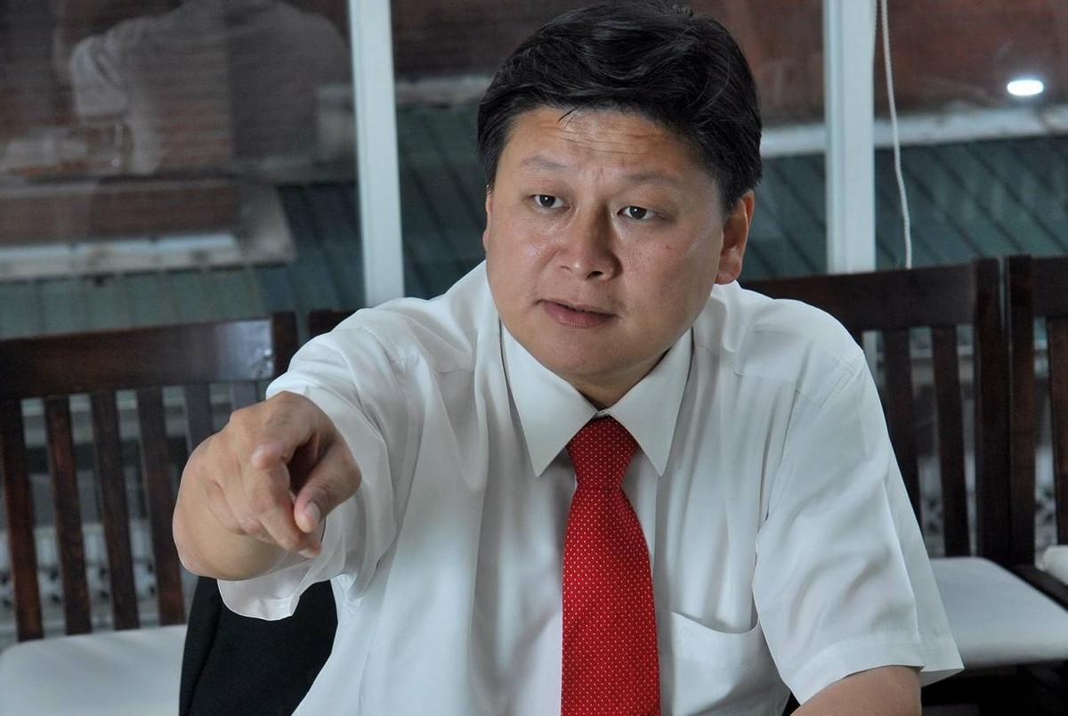 傅崐萁批民进党籍“民代”迟到了，还那么多事，以为自己是谁？

由于民进党籍“民代